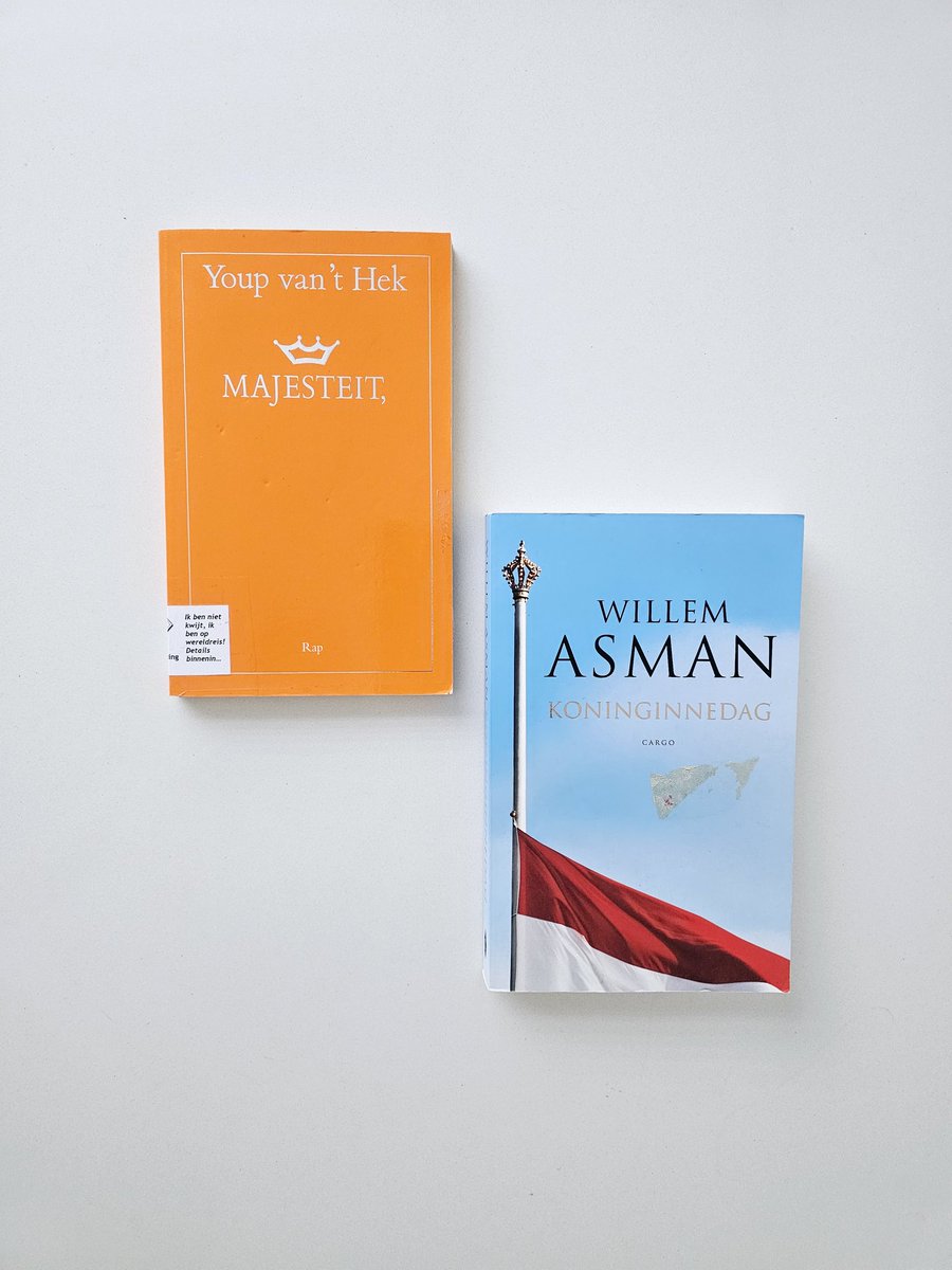 debolleminibieb's tweet image. GOEDEMORGEN!
Het is vandaag KONINGSDAG en dus komen deze koninklijke boeken in de #minibieb te liggen! Swype even door de foto's heen om te zien welke boeken erbij zijn gekomen voor zowel volwassenen als voor kinderen. Wat zijn jouw plannen vandaag?

#zwolle