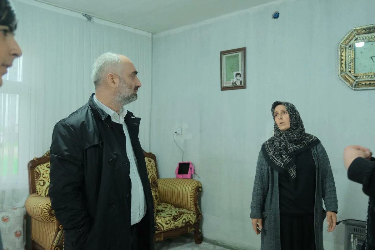 yenijournal's tweet photo. Narin'in babası Arif Güran: "Bu vahşi benim kızıma bir şey yaptı"

@ismailsaymaz #nariniçinadalet #narinveailesiiçinadalet 

https://t.co/33amjtcpen https://t.co/X8kWxYvwCz