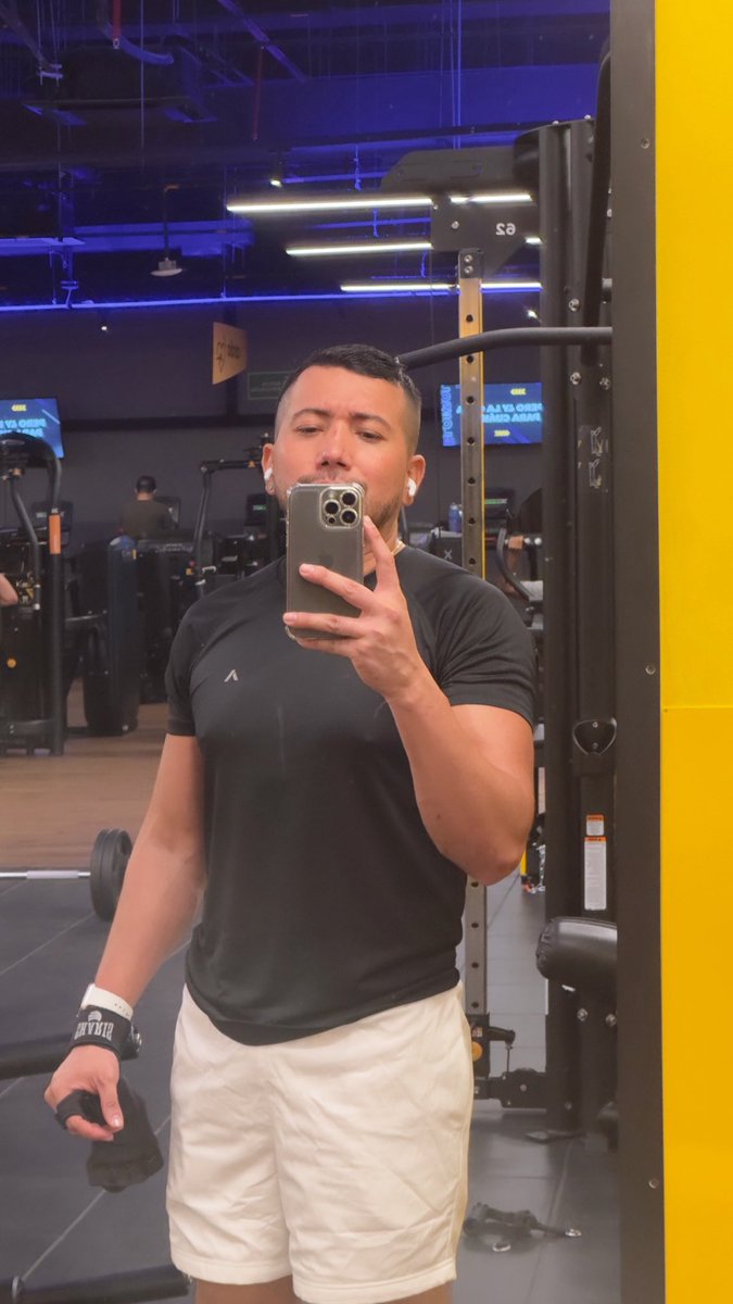 fesamo's tweet photo. Nace un vicio, pero de los que construyen… 💪🏼💪🏼 https://t.co/F29iK35vbO