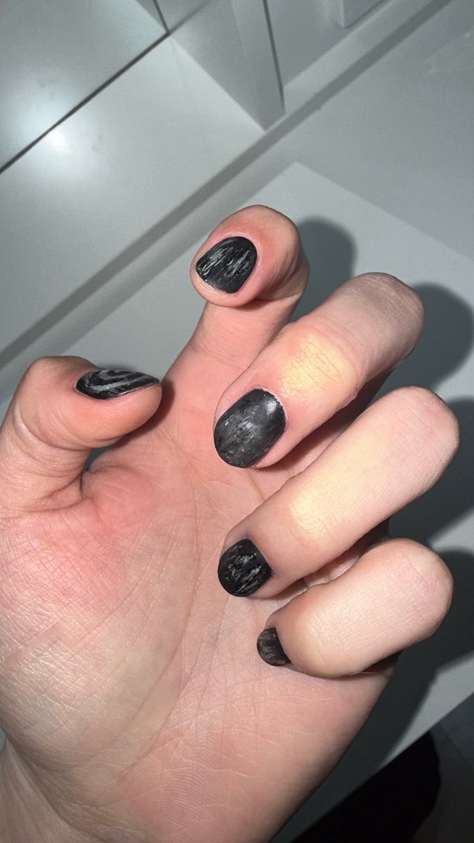 anna 🍓 tweet media