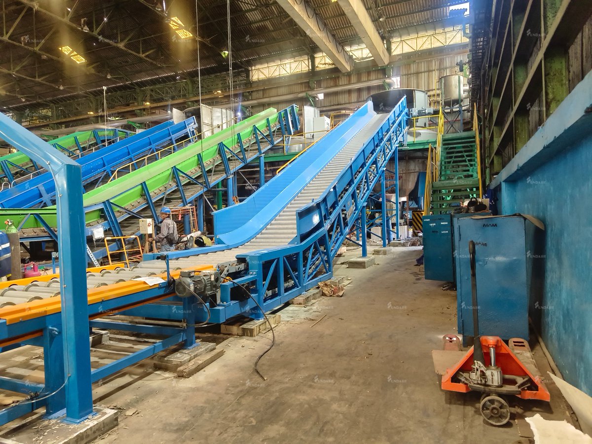 YUNDA1981's tweet photo. Stable transportation, firm structure, lower power consumption. 
#YundaPaperMachinery #Pulper #Screen #Refiner #Conveyor #PaperPulp #PackagingPaper #TissuePaper #VirginPulp #PaperMaking 
📞WhatsApp: +86 134 6032 4173
📩Email: bella@yundapm.com
📌Website: https://t.co/x5zNYWsRDm https://t.co/WeUJ65Iyp7
