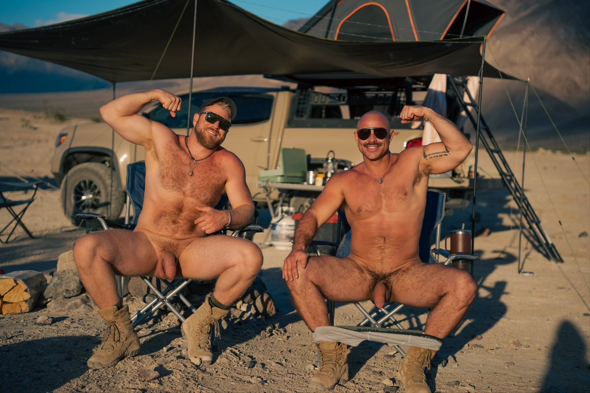 Naked Guy tweet media