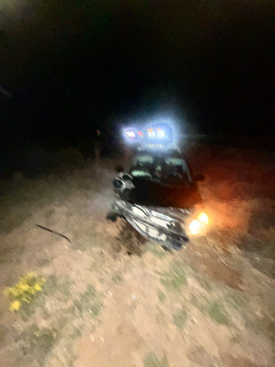 4twinflame's tweet photo. This was proof i got into the wreck https://t.co/hWGF5Fewbz