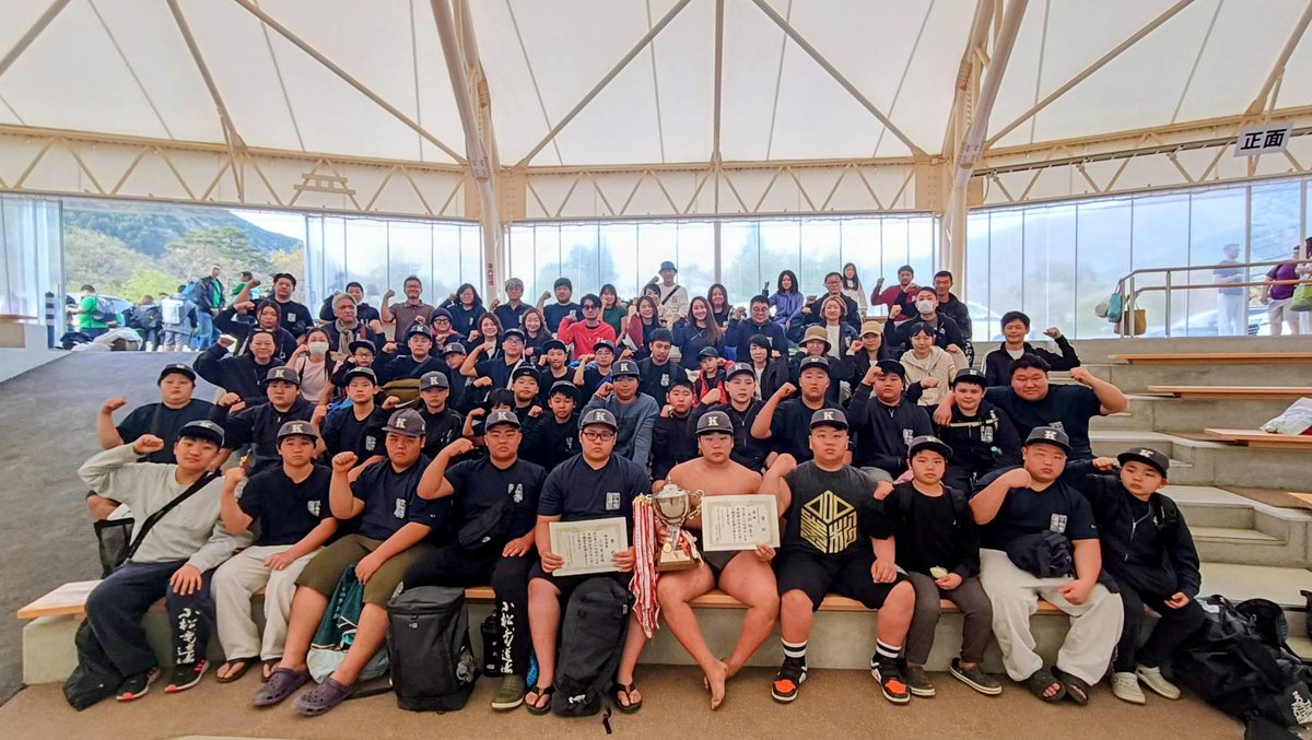第24回小・中学生相撲木曽大会 
３年連続、おまけの総合優勝！w
 ameblo.jp/komatsuryu2020… #平野心海人 #平大恋 #廣田誠志 #山崎聖太 #梅松琉牙 #平野純勇斗