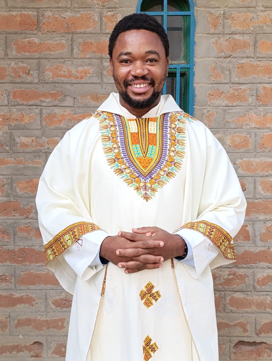 frmarcellinus's tweet image. We begin a new working week in the name of the Father and of the Son and of the Holy Spirit.