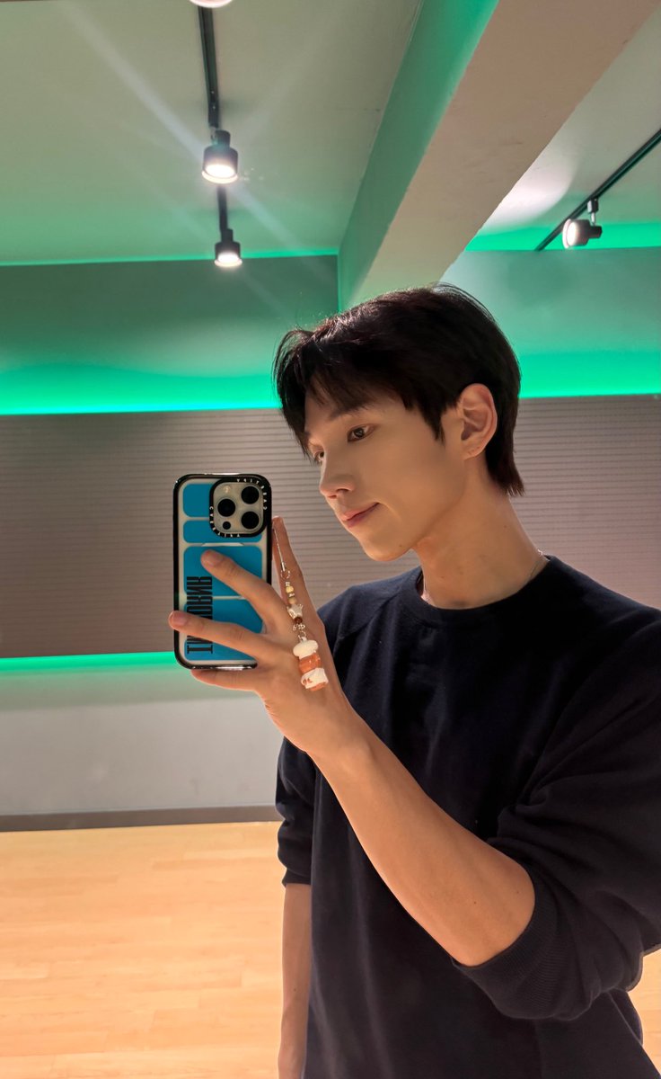 성국 tweet media