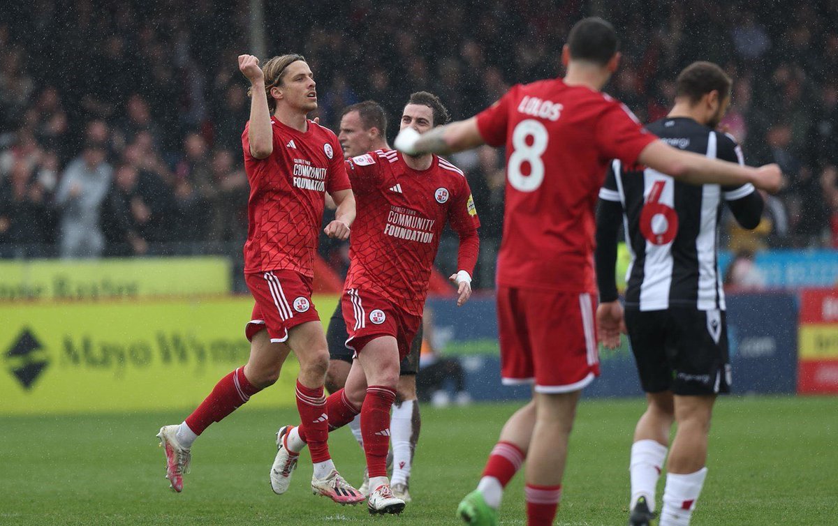 devilishdoodahs's tweet photo. 🔱 OTD 2024, first-half goals from Danilo Orsi and Klaidi Lolos push Crawley into the League Two play-offs on the last day of the regular season. 

Crawley Town 2-0 Grimsby Town

#EFLLeagueTwo https://t.co/MSt634VcFS