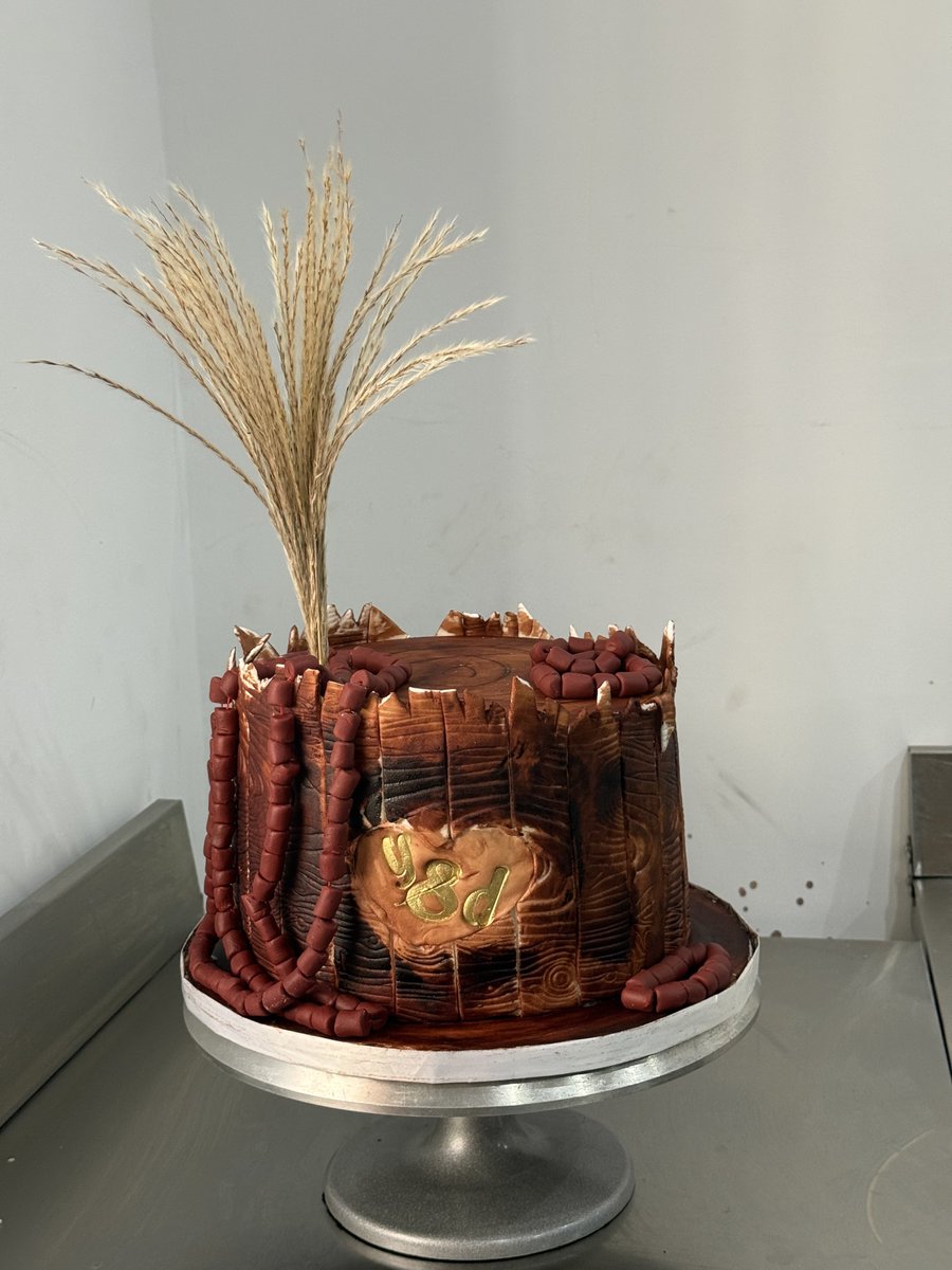 QUALITY CAKES IN IFE tweet media