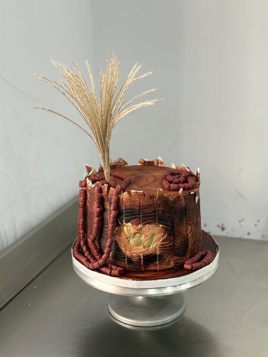 QUALITY CAKES IN IFE tweet media