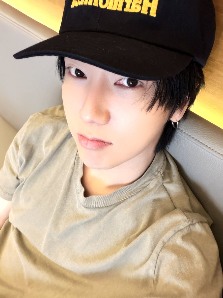 Yesung tweet media