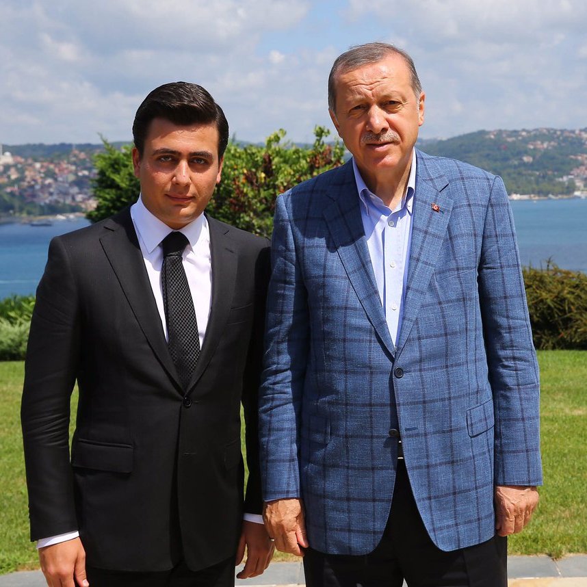 Profesör Facia tweet media