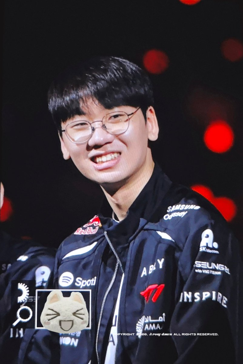 로던ʳᵒᵈᵃʷⁿ tweet media