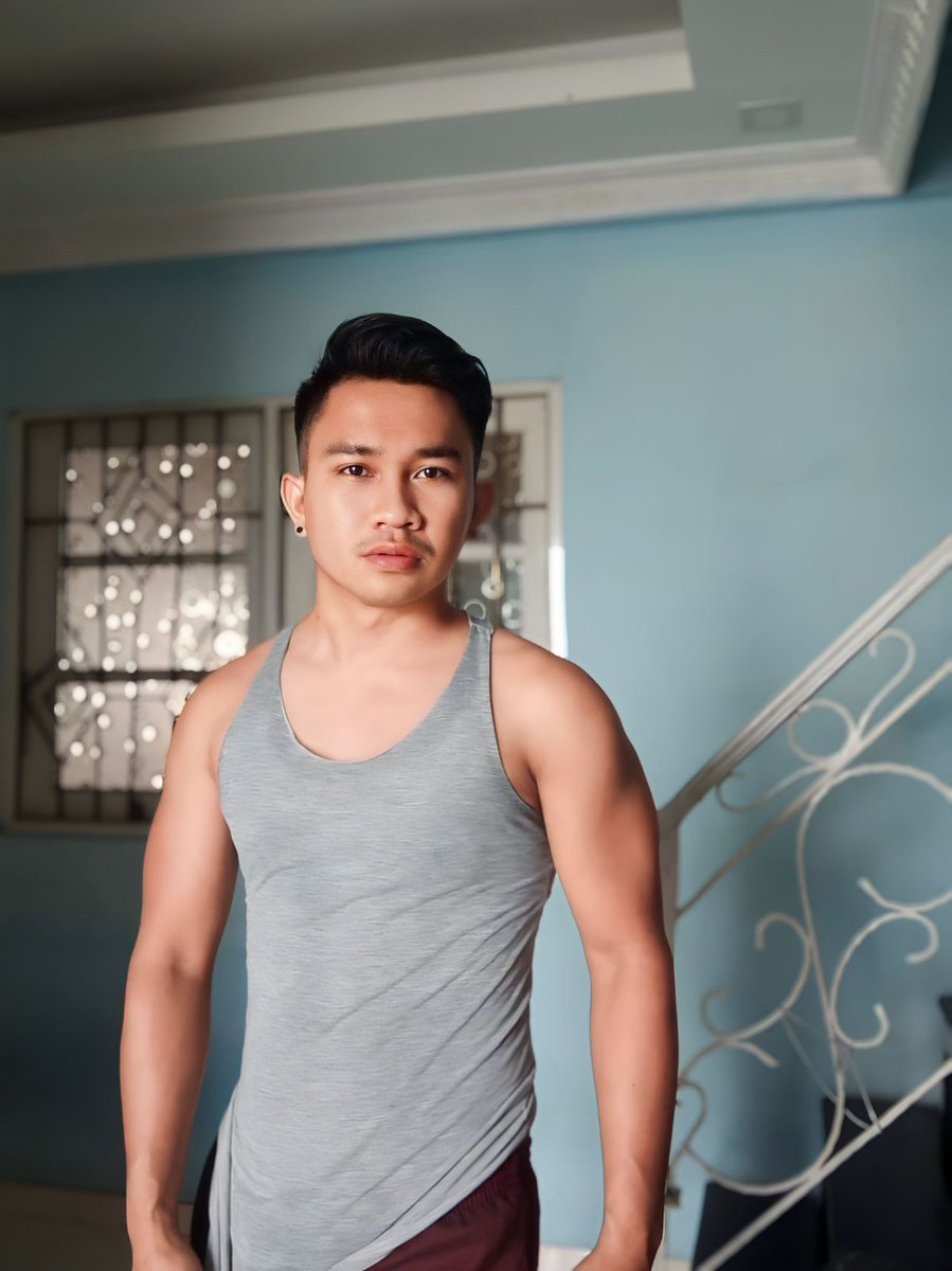 Derry Msg jkt tweet media