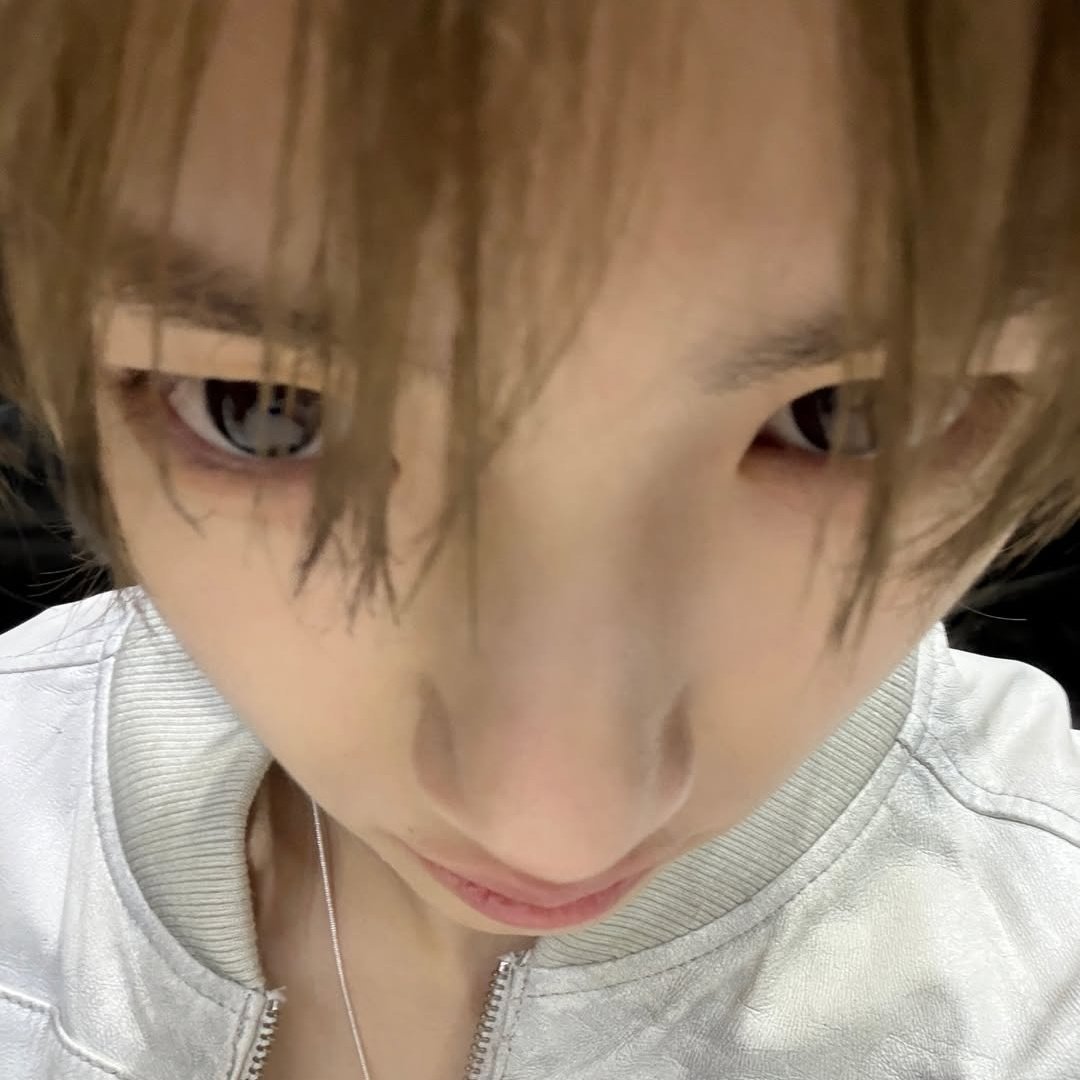 KING😼 tweet media