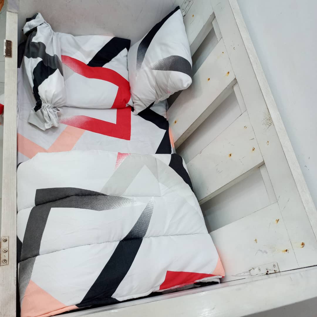 Helenmar tweet media