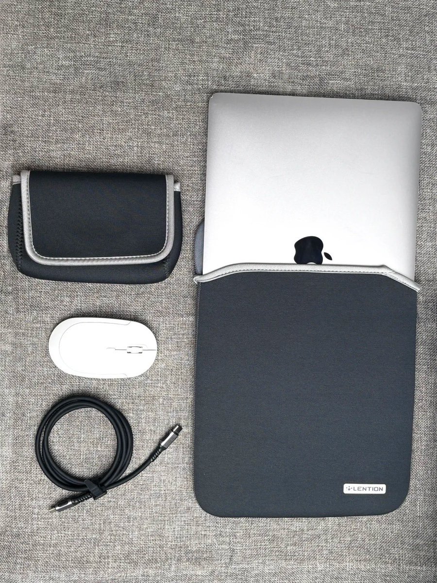 LentionOfficial's tweet image. Drench-proof your tech without losing your cool. 🌊 Our LENTION Neoprene Sleeve is the ultimate "wet suit" for your laptop.✨
🔗 bit.ly/4aEGkg3

#Lention #TechEssentials #WaterproofCase #LaptopSleeve #WorkFromAnywhere