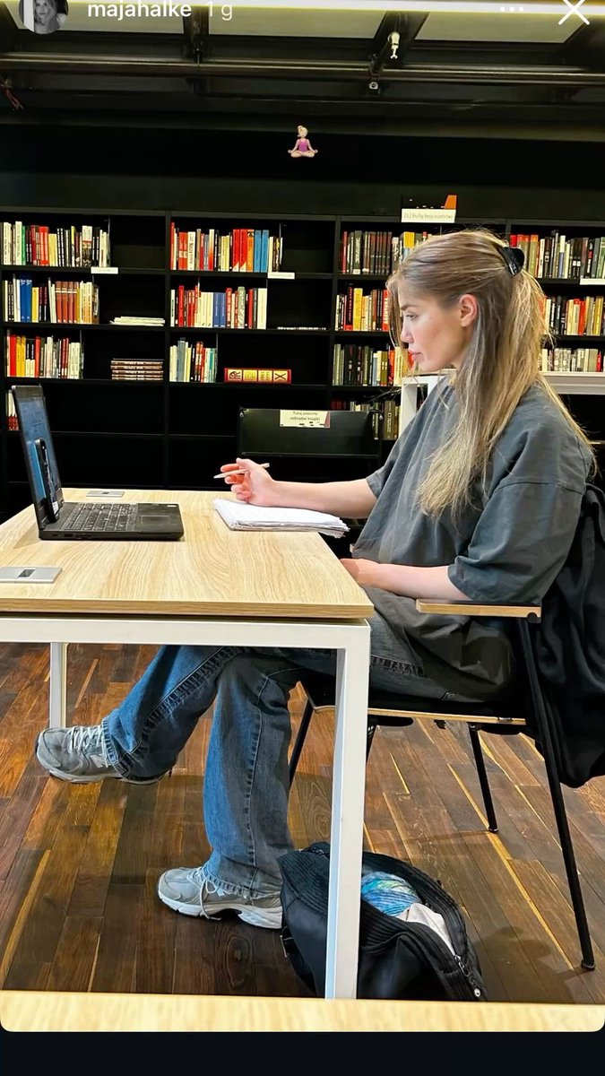 •☆• tweet media