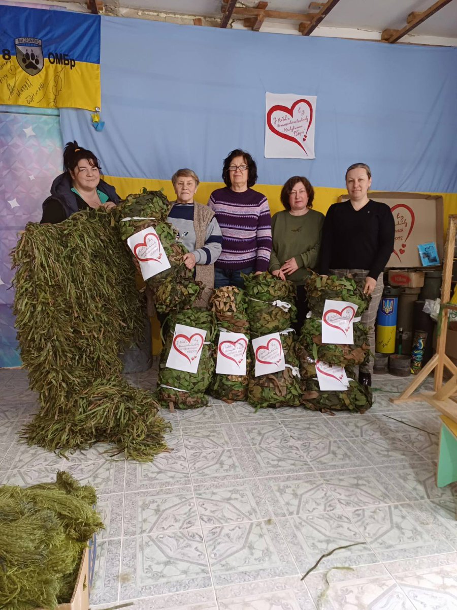 Sayravem's tweet image. 🎯 $205 is left to raise to finish fundraiser for camouflage nets materials
ℙ𝕒𝕪𝕡𝕒𝕝: TuttiBap@Gmail.com

#Report on shipping of ×5 - 6×3m nets, treats and gifts that were made by our net makers 🩷
‼️ 15k₴ from your donations was put in their jar.
‼️×5 - 8×4m camo nets to go