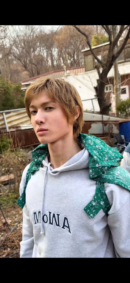 my #REDRED 🍒 tweet media