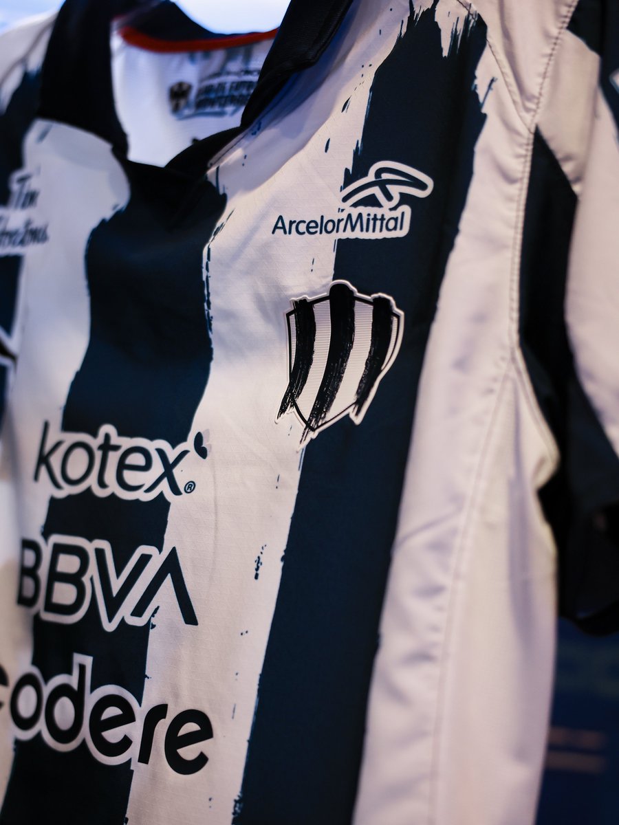 Equipos con asistencia de 10 mil o más aficionados como local en el Clausura 2026 en Liga Femenil.

72,247 Monterrey
44,840 Guadalajara
33,018 Tigres
30,739 América
29,561 Cruz Azul
21,852 Toluca
21,263 Pumas
17,333 Pachuca
16,197 Tijuana
12,540 San Luis
11,233 Juárez