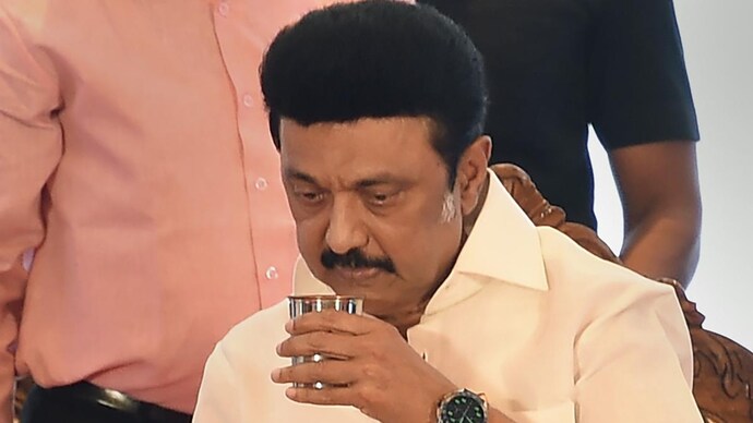 ADMK Tweets tweet media