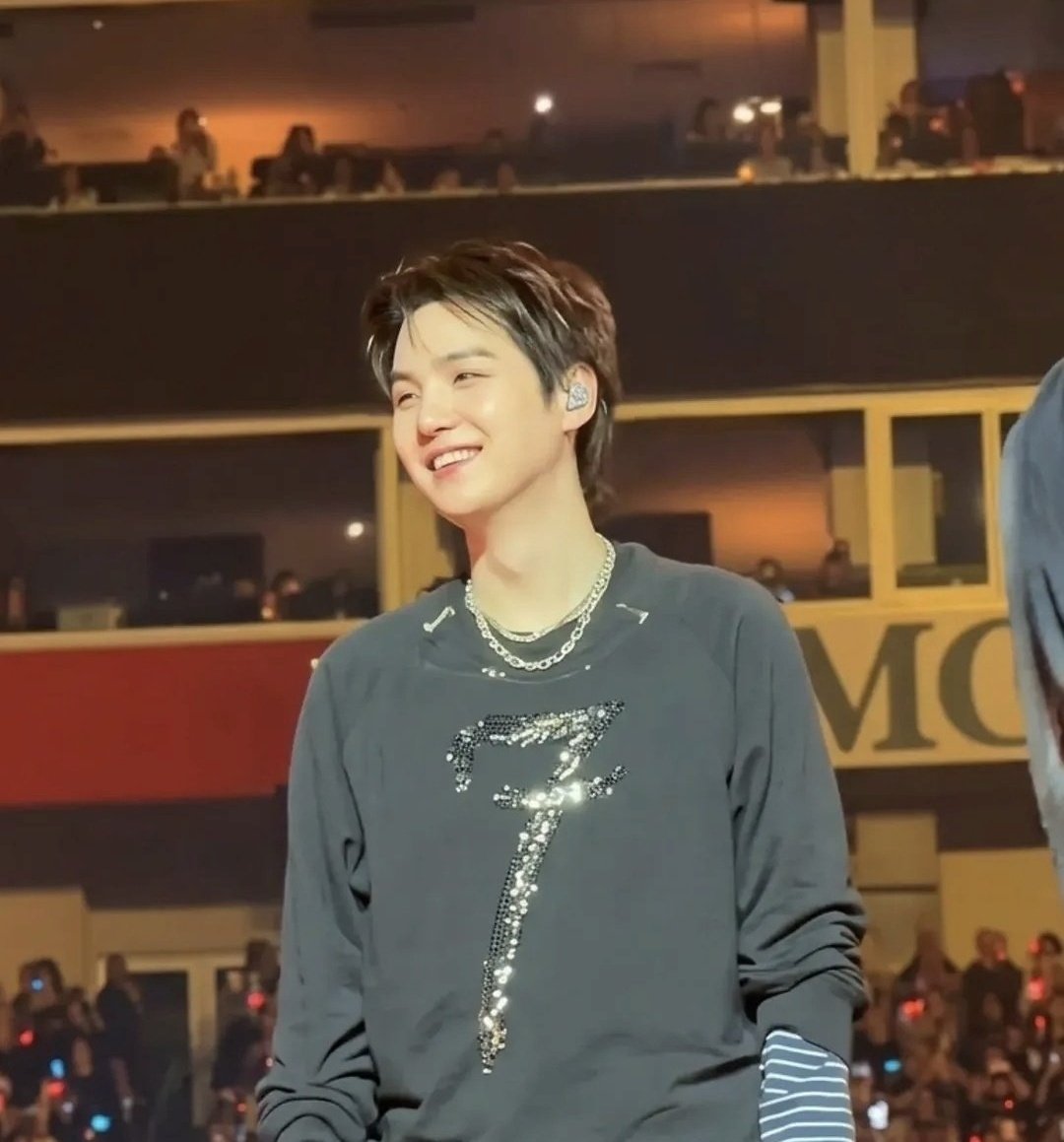 BTS__AGUSTD_'s tweet image. 7
───  #SUGA