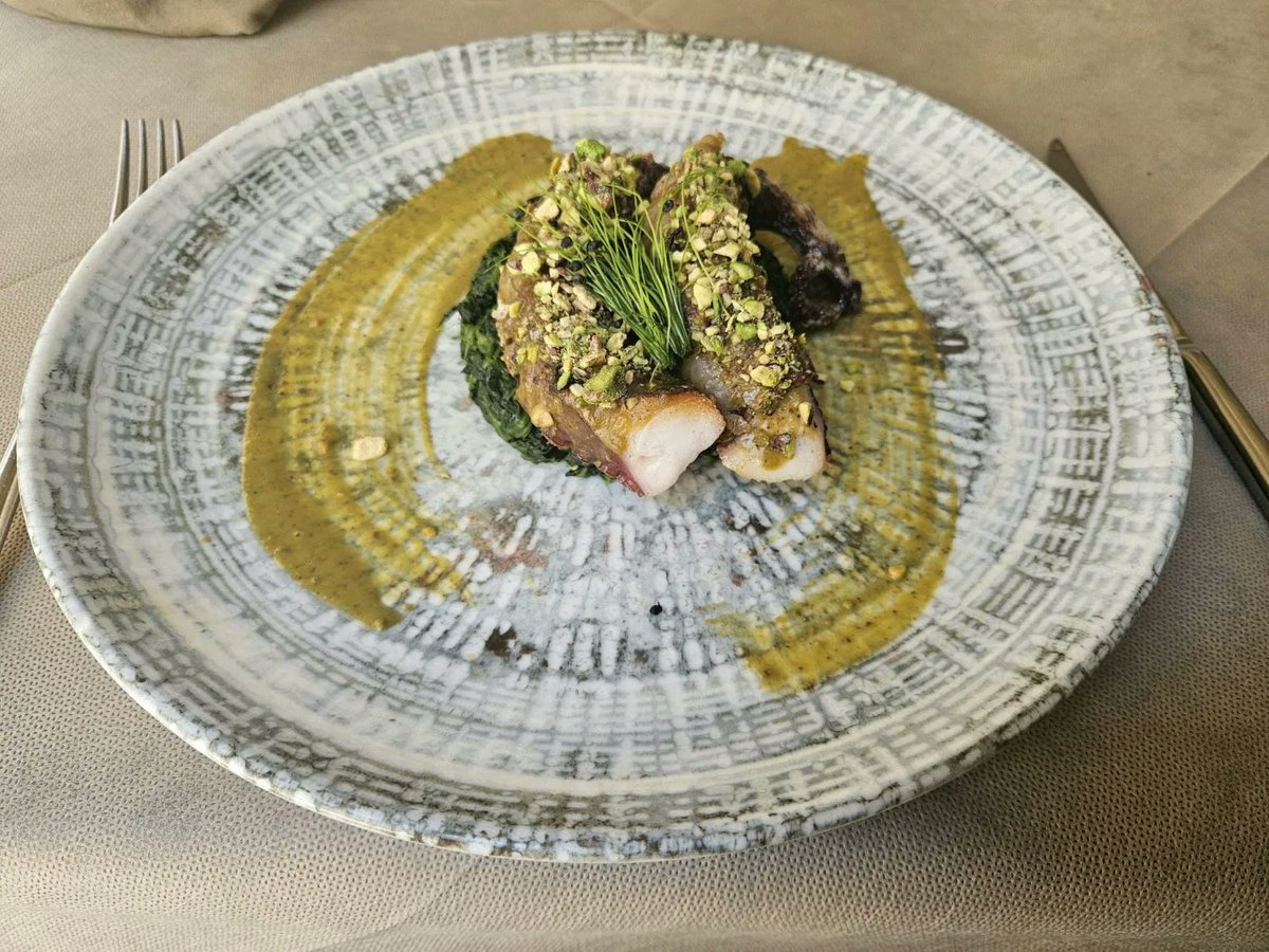 RJonTourUK's tweet image. Siena in Italy was a great place for eating out, #beeroclock, coffee and snacks.   Find out what #Italianfood and places we enjoyed on my #travelblog.

rjontour.com/food-siena-ita…