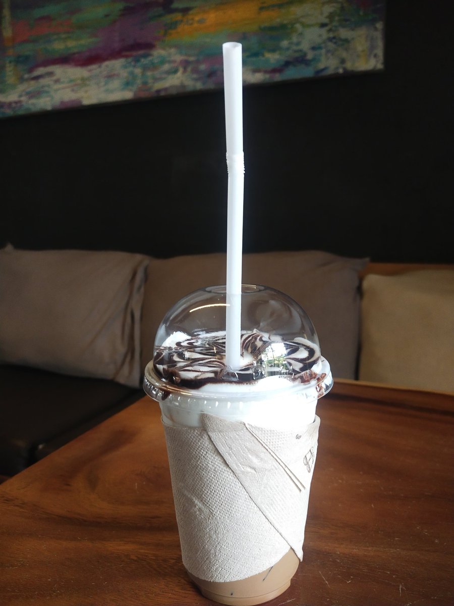 HMoonhouse21740's tweet photo. การใจเย็น❄️
ไม่มีเงี้ยอะไรดีขึ้นเลย 🤭🥳 #หนองคาย #CoffeTalk #บายๆหนองคาย https://t.co/wv09ROAkI5