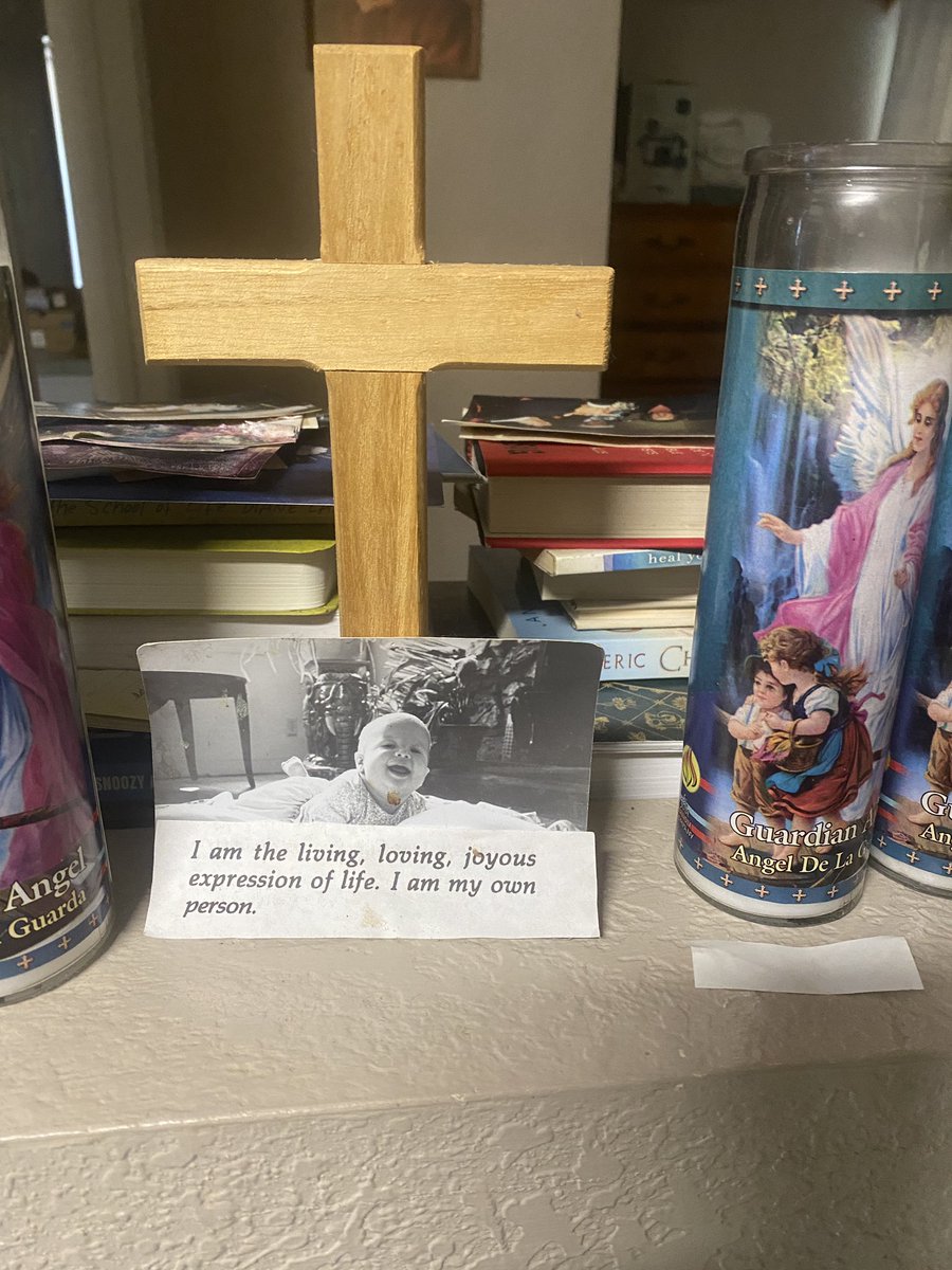 TheWizardFound's tweet image. Hello World. #hre #ger #svr