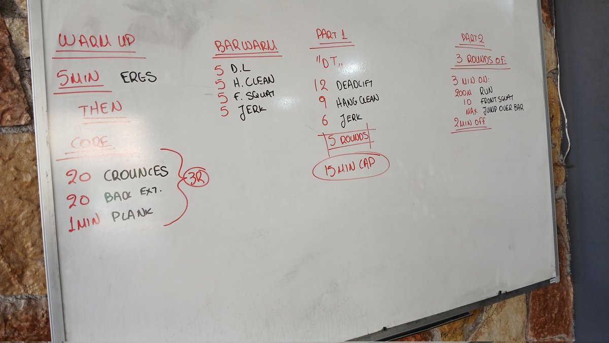 Nikol 🎭☘️ tweet media