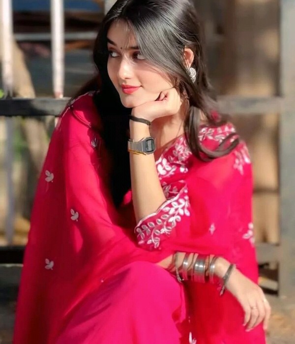 ali_shabeena007's tweet image. एक सवाल मेरे दिमाग में हमेशा आता है🤔🤔

 "सुकून " ज्यादा जरूरी है या  "पैसा"  💰

 आप अपनी राय दे 🙏

#Life #BoycottBJP