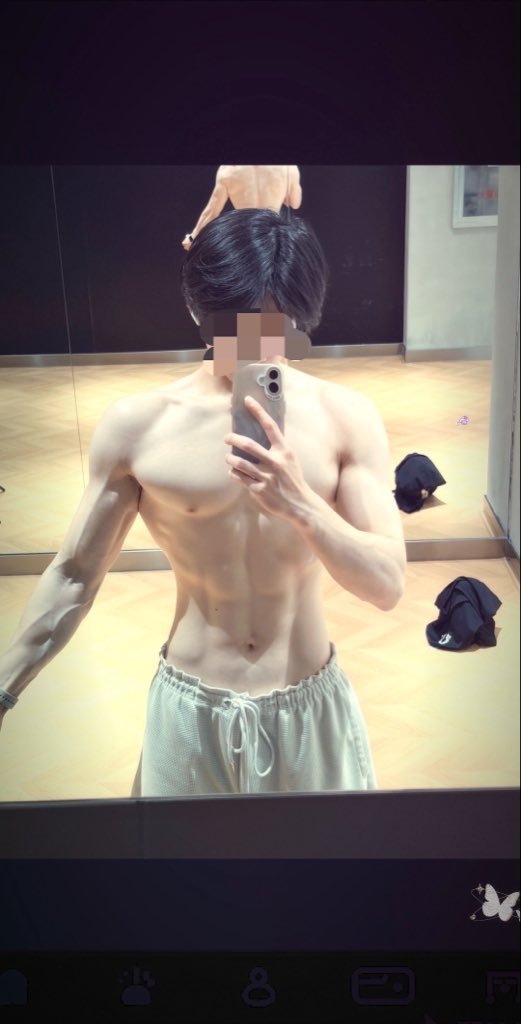 重生之我是辽宁搞黄头子 tweet media