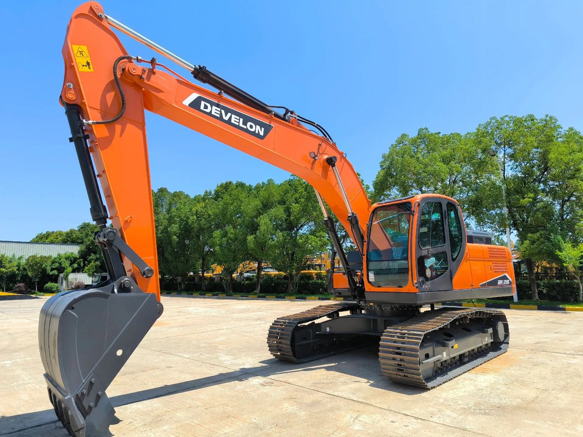 Ashley_Cruking's tweet image. #DEVELON DX210 20t Crawler Excavator
no urea required
Euro 3 emission standard
Kawasaki hydraulic system
#excavator #crawlerexcavator #doosan #digger