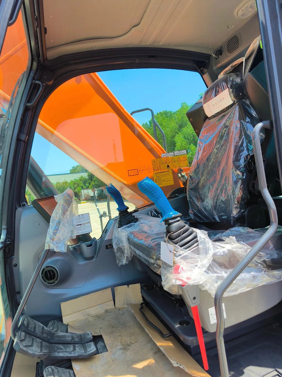 Ashley_Cruking's tweet image. #DEVELON DX210 20t Crawler Excavator
no urea required
Euro 3 emission standard
Kawasaki hydraulic system
#excavator #crawlerexcavator #doosan #digger