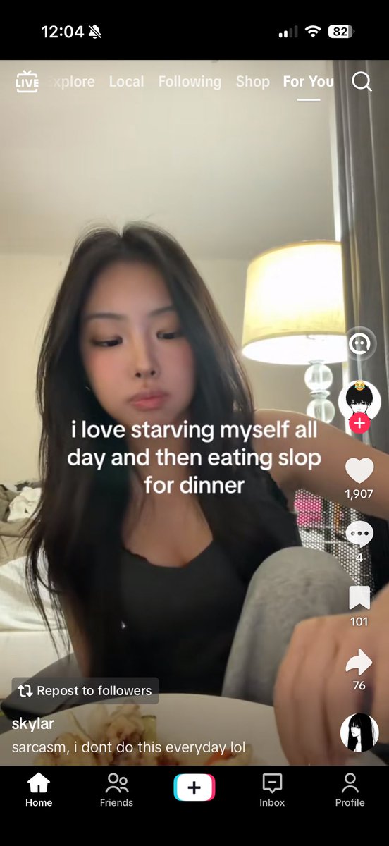 tina 🧁 tweet media