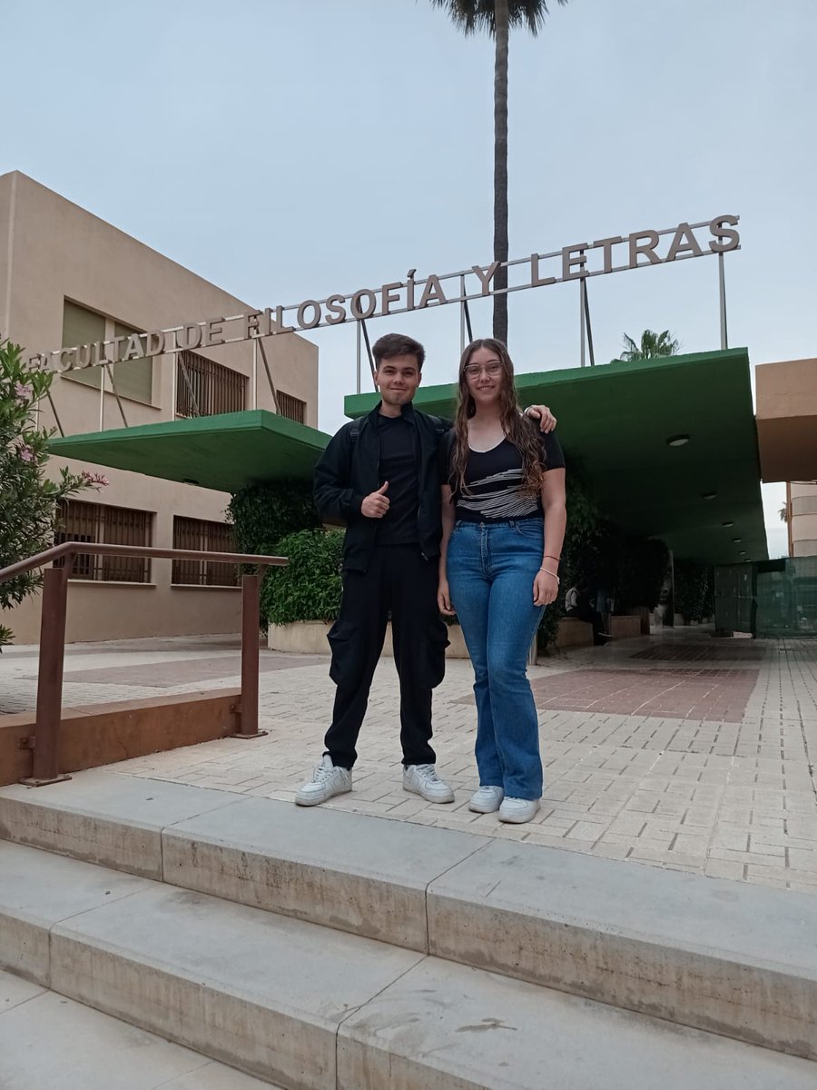 IES REYES CATOLICOS tweet media