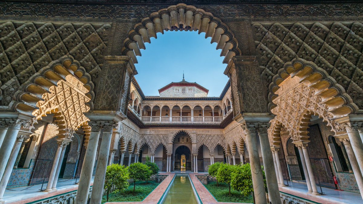 sevillaciudad's tweet image. El Palacio Real en uso más antiguo de #Europa 🏰✨

📍 El @SevillaAlcazar es uno de los monumentos más emblemáticos de #España, no solo por su impresionante belleza arquitectónica, sino también por su rica historia. Un espacio siempre por descubrir 👇

visitasevilla.es/real-alcazar-s…