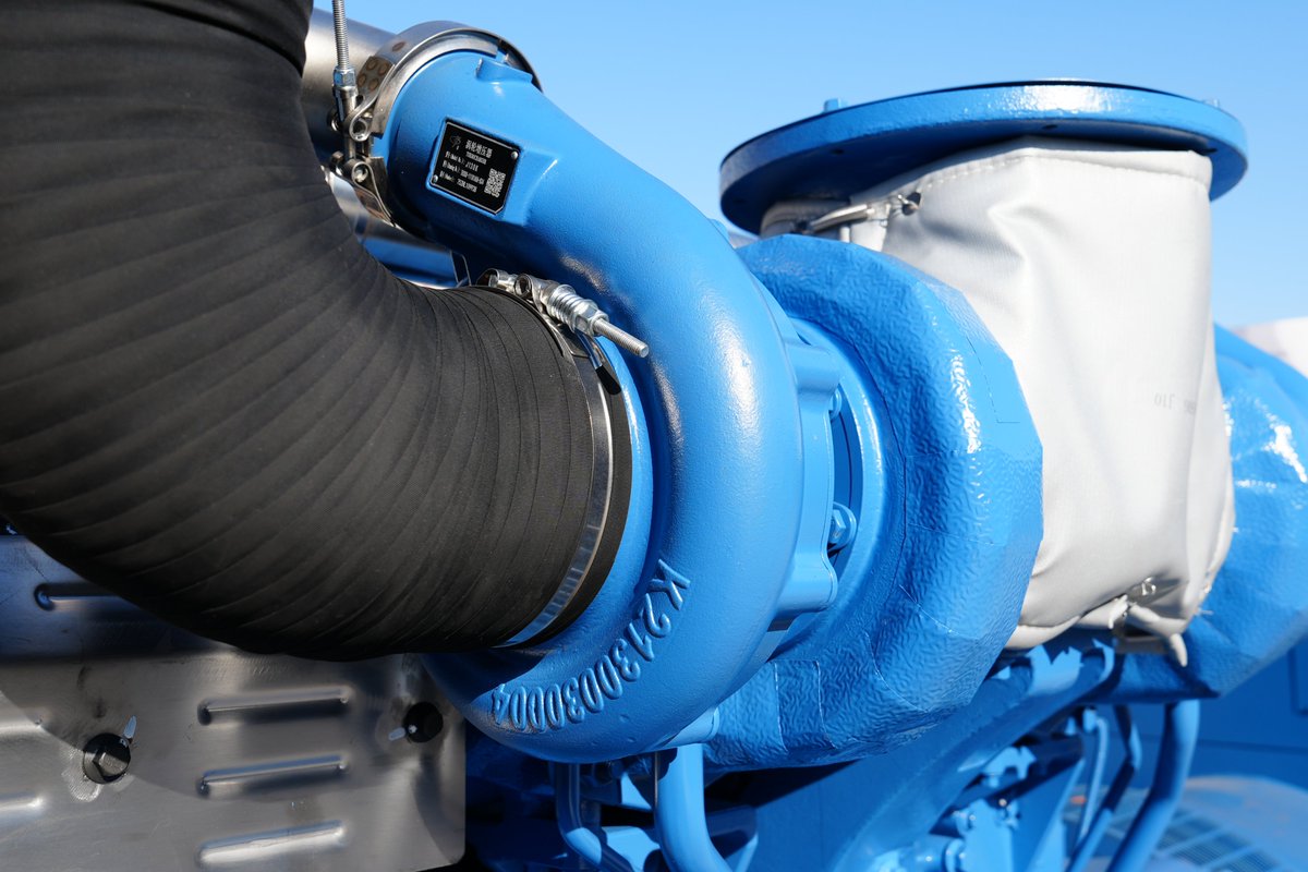 LeitengPower's tweet image. ⚡ YC6TH1320-D31 | 880–968kW
Built for real-world applications—industrial plants, mining &amp;amp; data centers. Stable, efficient &amp;amp; continuous power for critical operations.
📩 lucydou52@gmail.com🌐 leitengpower.com
#weifangleiteng #dieselgenerator #industrialpower