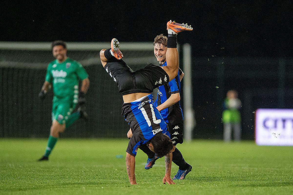 seriecofficial's tweet image. Regular season 🔜 Postseason 👋⚽️

#MotivationalMonday #SerieCSkyWifi