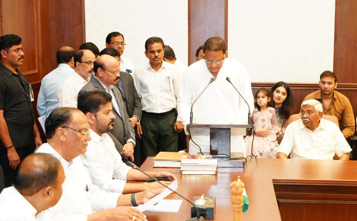 Telangana CMO tweet media