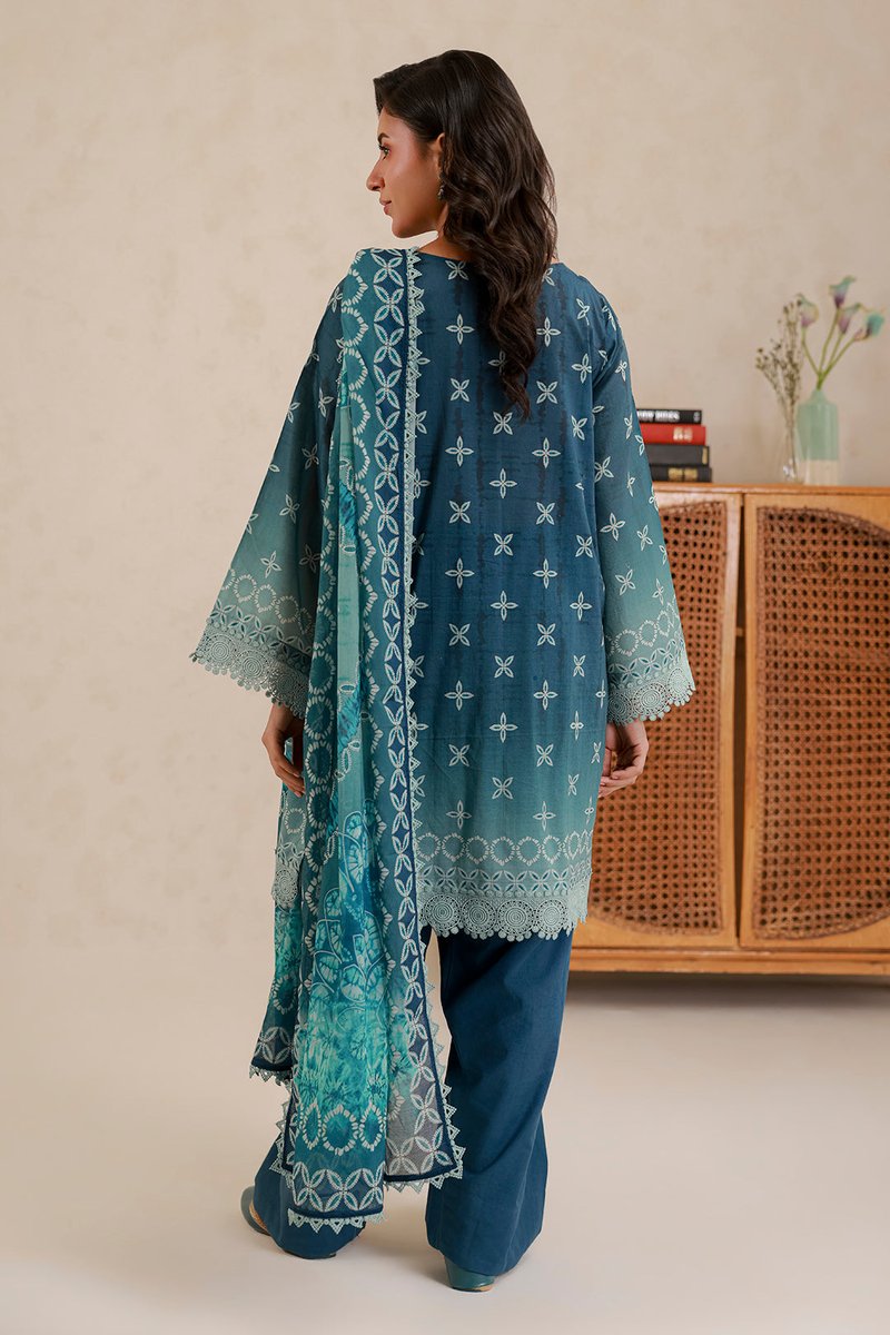 Abukhokhar9299's tweet image. Upgrade your style with Zellbury 3pc Digital Print Lawn!

Refreshing designs and premium fabric for the perfect summer look. Available now at FAZ. Brand House.

Shop via WhatsApp: 03403805395

#Zellbury #Lawn2026 #SummerVibes #PakistaniSuits #FazBrandHouse