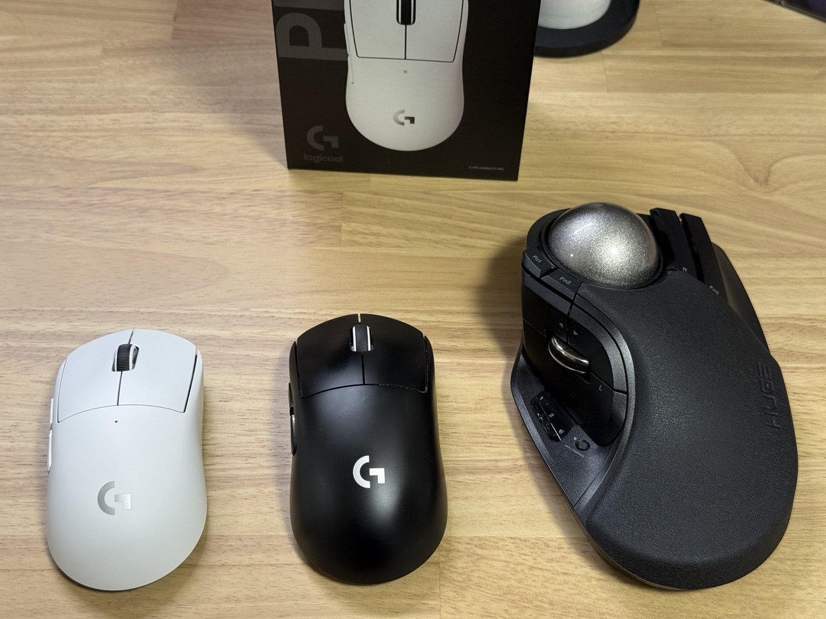 なふにき tweet media