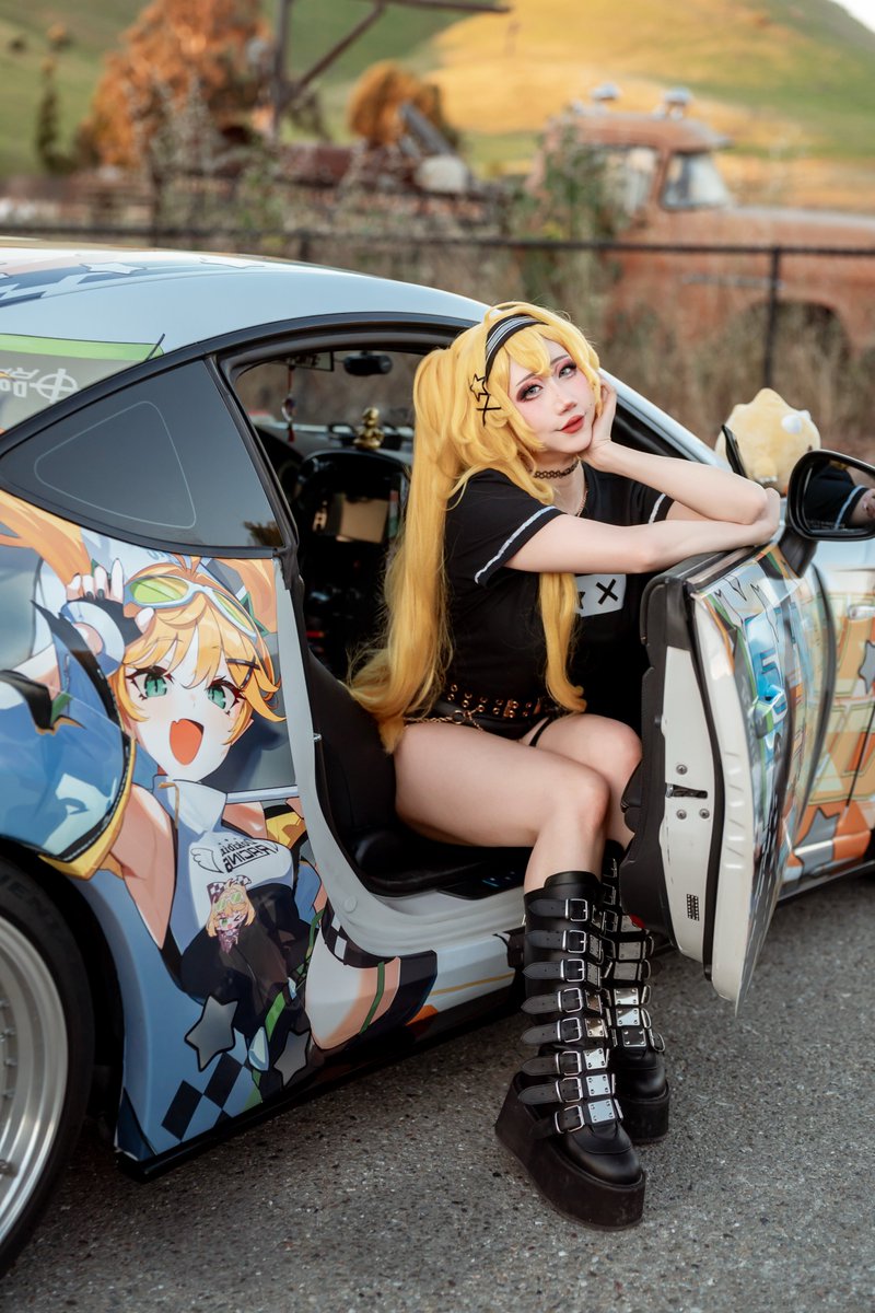 Dani 🦕💦 DoKomi 10N09 Oshi Connect tweet media