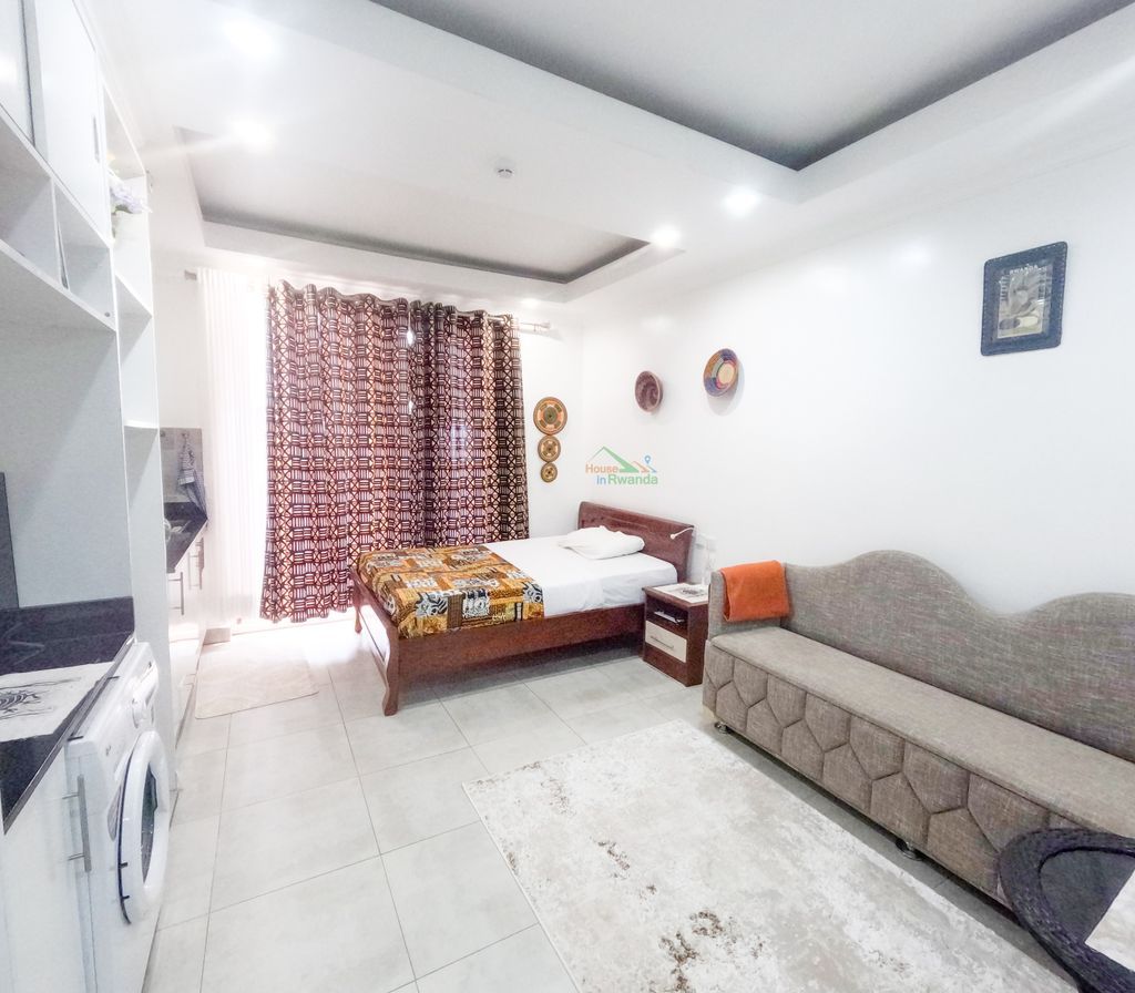 HouseInRwanda's tweet image. 🏠Kigali Furnished studio apartment for rent in Nyarutarama🆕

💸 Price:500,000 Rwf /month
🛏️ Bedrooms:1
🛁 Bathrooms:1
👍Furnished: Yes

For further details:👇houseinrwanda.com/property/rent/…

Contact name:👨‍💼Rosie

#Apartment #Rent #Kigali #HouseinRwanda