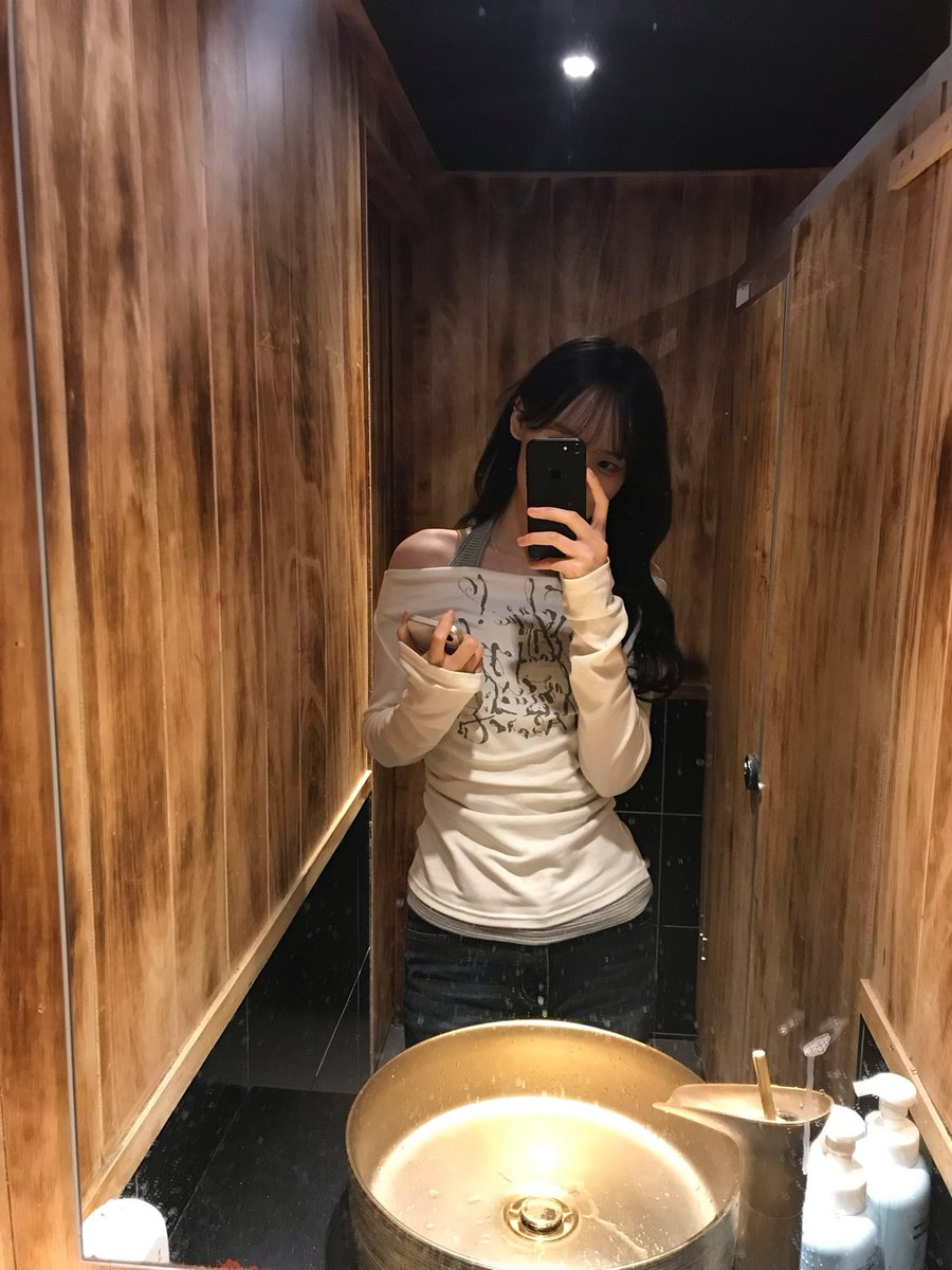 냠뇸 tweet media