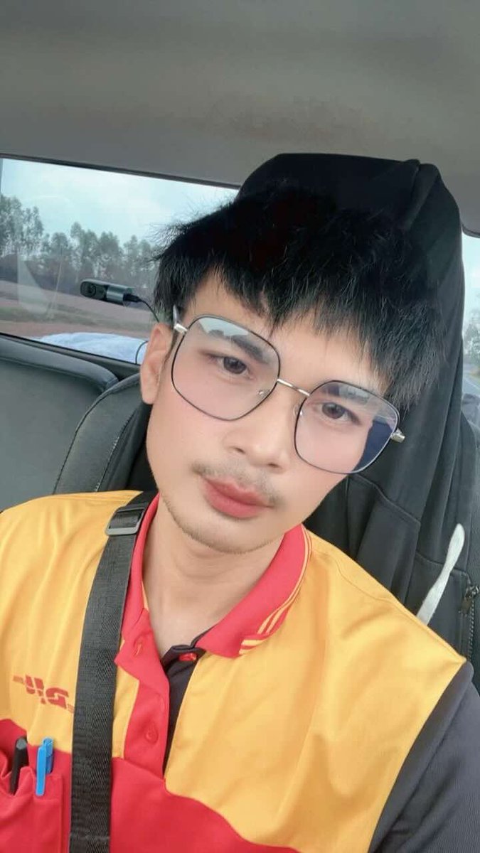 phiphit67189's tweet photo. ทำงานเหมือนเดิม #ศีขรภูมิ https://t.co/jo8gKGT2L9