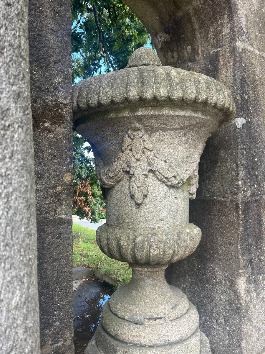santiagoturismo's tweet photo. Arrancamos semana dende o Paseo dos Leóns. Bos días!
Arrancamos la semana desde el Paseo de los Leones. ¡Buenos días!
Starting the week from Paseo de los Leones. Good morning!

#CompostelaBoadeVivir #CompostelaOrgullosadeSi #TurismoSostible #TurismoSostenible #Sustainabletourism https://t.co/n0mW3VRL1a