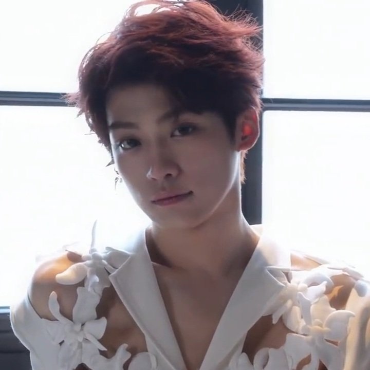 ziyupilled's tweet image. hi guys........😇 #sorry for being so insufferable abt this topic, i just wanted u to know that this pic that’s been circulating is heavily edited