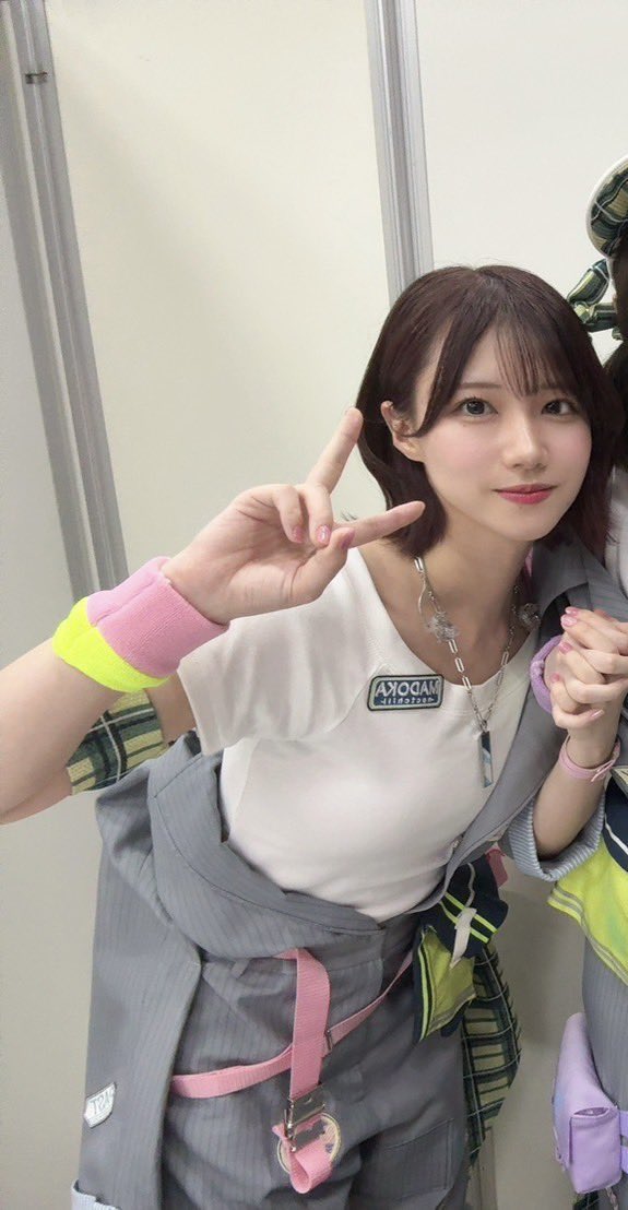 nooy159357's tweet photo. ほんと好き...💕
屈んでゆさってなってるのもいい...💕 https://t.co/emexBgbfRU