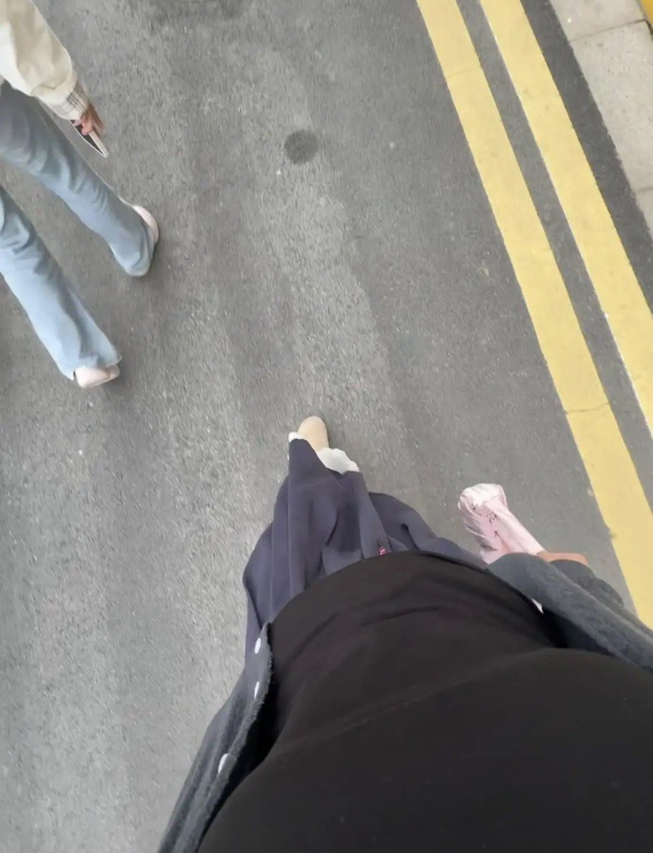 一斤日 tweet media